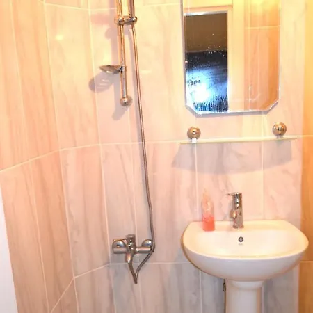 Apartment 6 Romantic City View Flat With Terrace